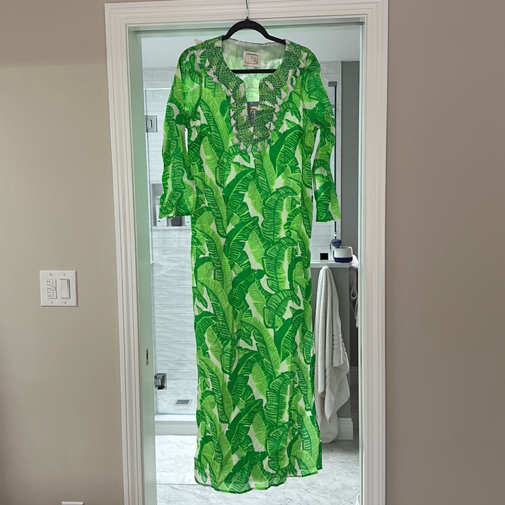 NWT Sail to Sable banana leaf caftan